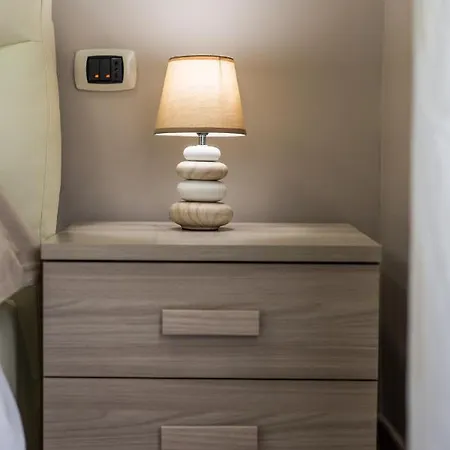 Parthenope Couette-café 3*