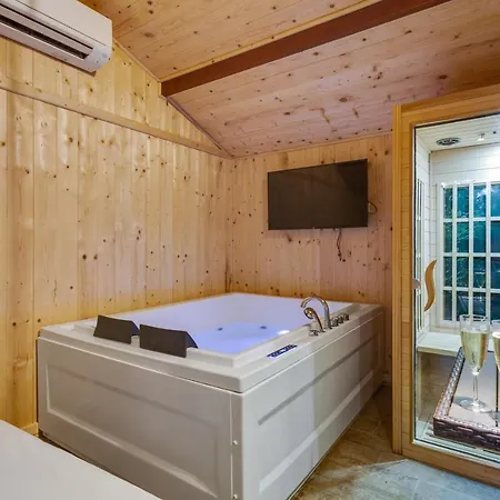 Hotel Elisio &