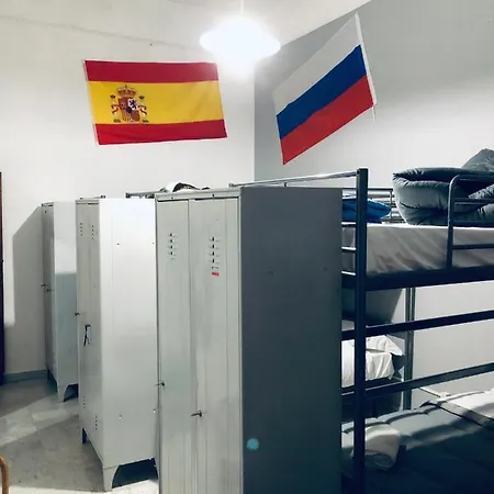 Dama Hostelbb Ostello *