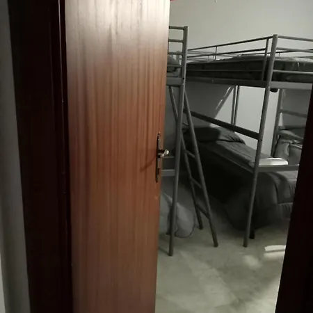 Dama Hostelbb * Napoli