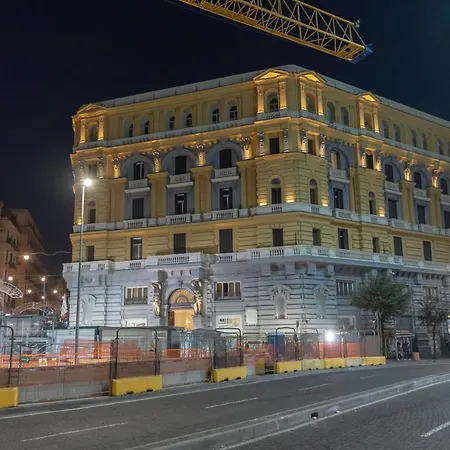 Nana Apartament Neapol