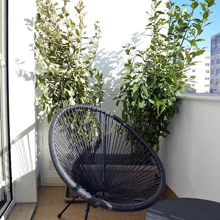 Urban Jungle Bed & Breakfast Naples