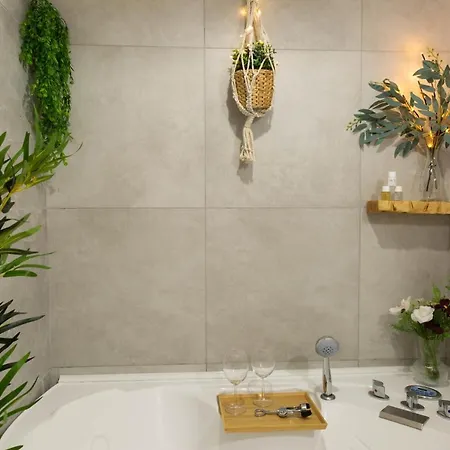 Holiday home Centro-duomo Casina Con Vasca Idromassaggio Naples