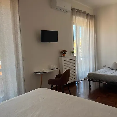 Le Stanze Di Partenope Bed & Breakfast *