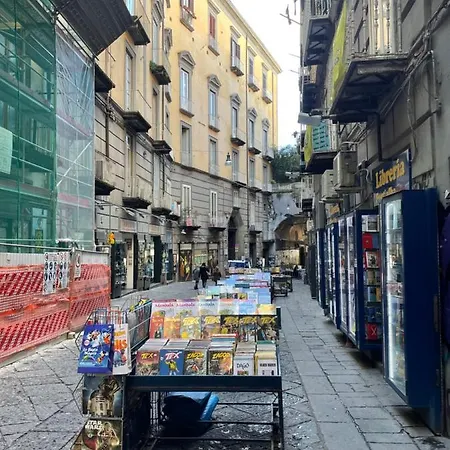 Di Sarno's Port'alba Apartamento *