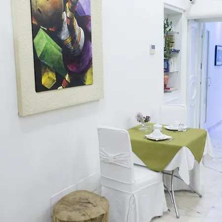 Palazzo Ruffo Di Bagnara 2* 那不勒斯
