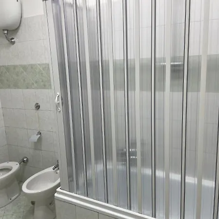 Casa Emilia 2 *