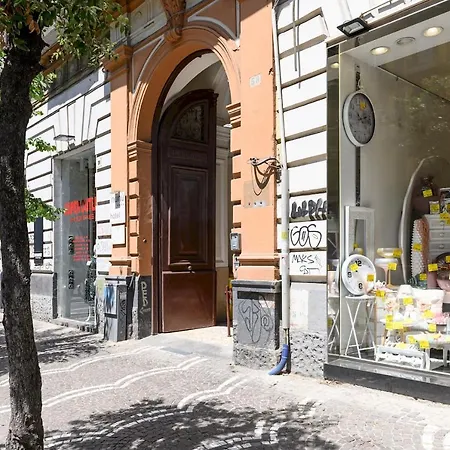 Corso Umberto 58 *
