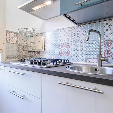 Via Aniello Falcone 72b Apartment