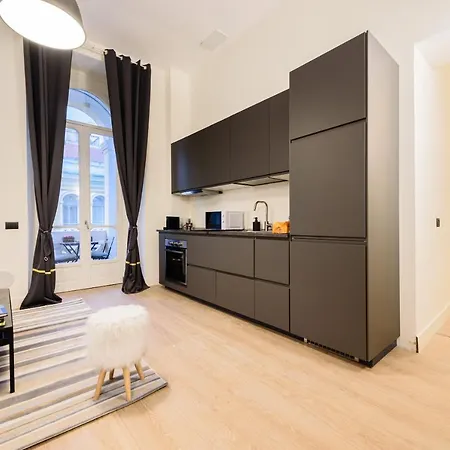 Apt503a * Naples