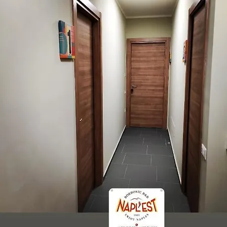 Bbnapl'est Pensión Nápoles