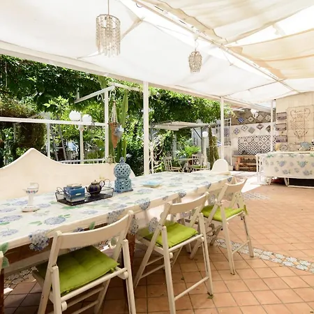 Giardino Segreto 2* Naples