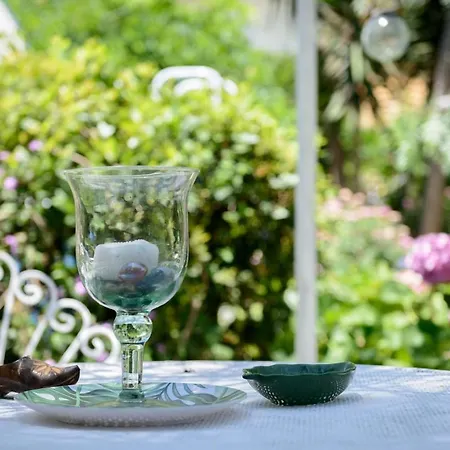 Couette-café Giardino Segreto 2*