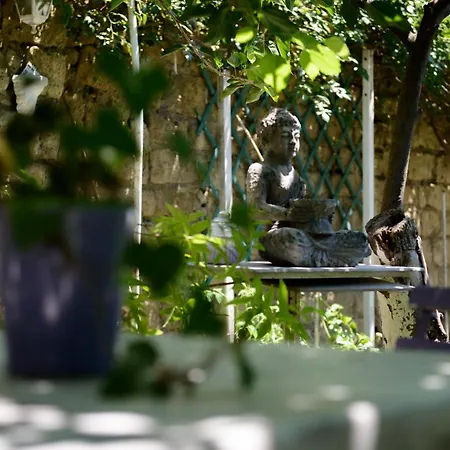 Bed & Breakfast Giardino Segreto 2*