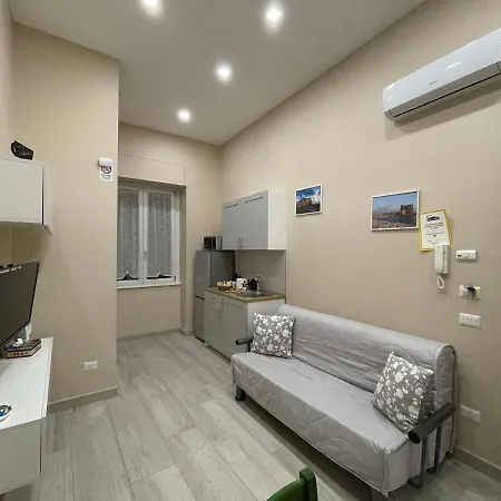Casa Cavaliere Oda ve Kahvaltı Napoli