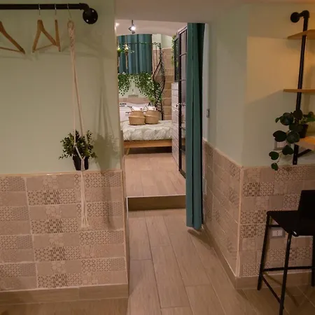 Via Tribunali-duomo Casa Con Vasca Idromassaggio Apartamento Nápoles