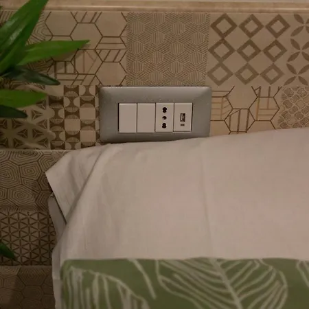 Via Tribunali-duomo Casa Con Vasca Idromassaggio Apartamento