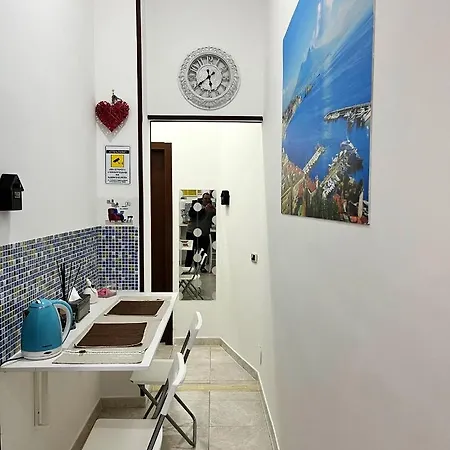 아파트 Modern In Napoli, Balcony 나폴리