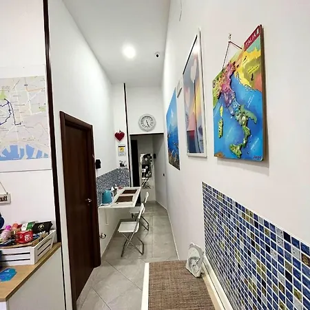Modern In Napoli, Balcony 아파트