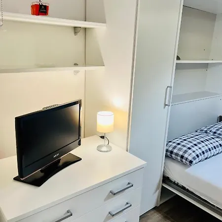 La Vacanzella Al Gesu' Nuovo Apartment Naples