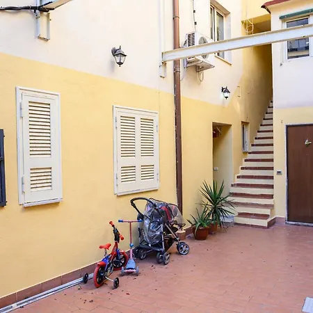 San Vincenzo 38 * Naples