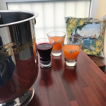 Alojamento de Acomodação e Pequeno-almoço Prestige Nápoles