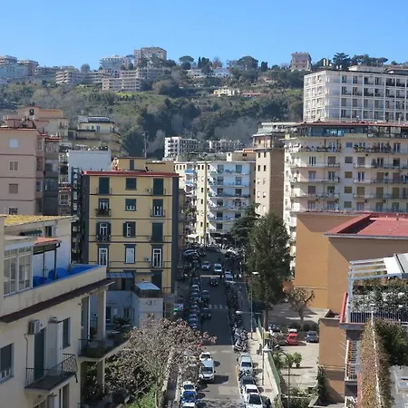 Apartment Bonbonniere In Chiaia District Naples