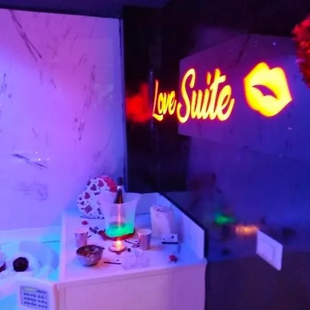 Love Suite Naples