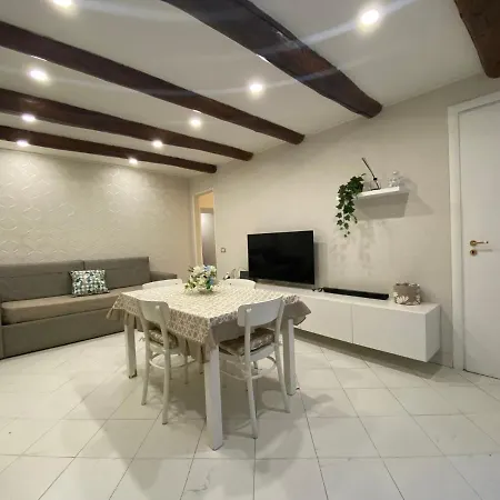 Donnarumma House Apartment Naples