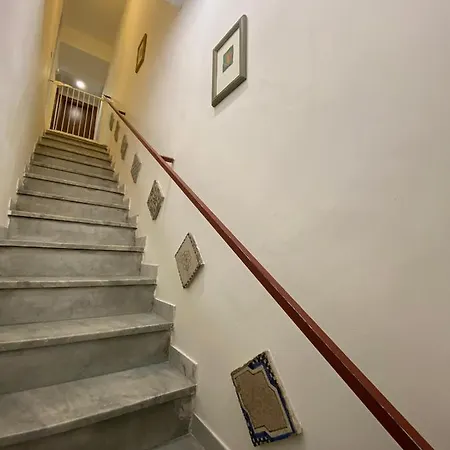 Donnarumma House * Naples