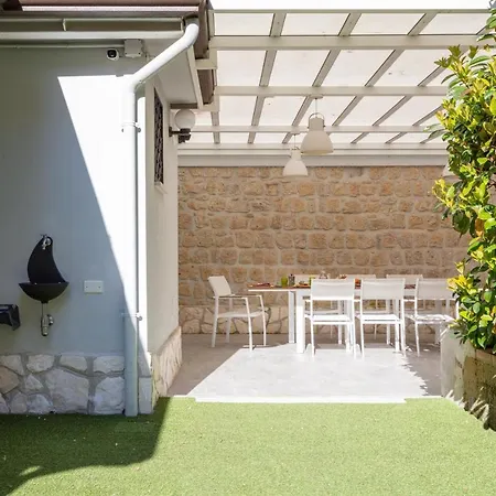 Il Giardino Di Bobo Apartment