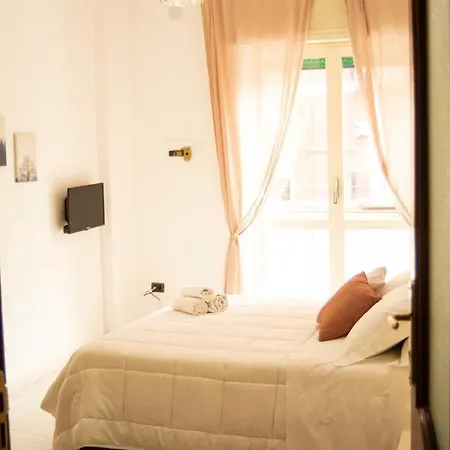 La Casa Dell'arte Nápoly