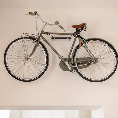Vespa Apartment Naples