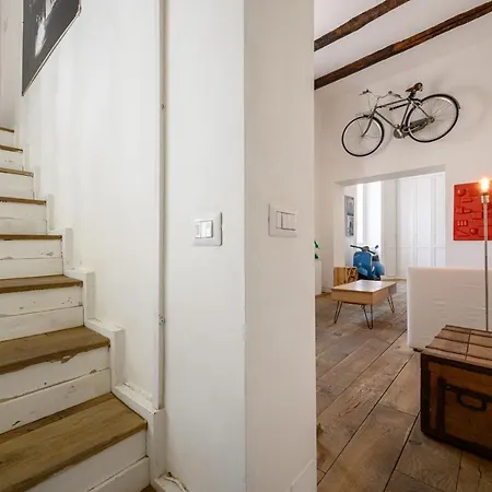 Vespa Apartment Naples
