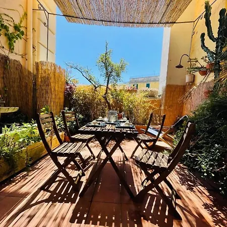 Sul Teatro San Carlo Appartement *