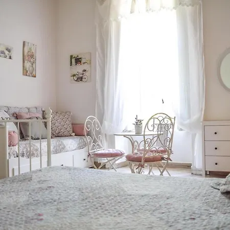 Maison La Mitra - Dimore Partenopee ベッド・アンド・ブレックファスト