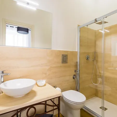 Barrio 133 - Double Bedroom In Center By Napoliapartments Apartment