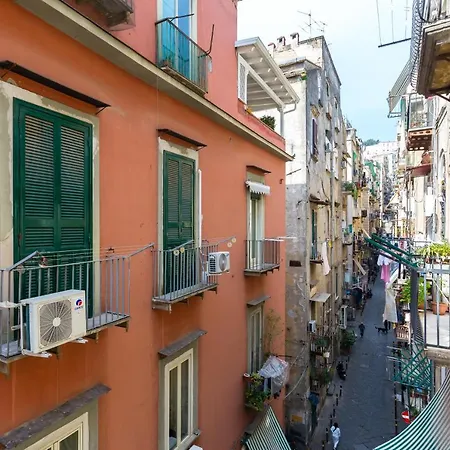 Apartment Barrio 133 - Double Bedroom In Center By Napoliapartments