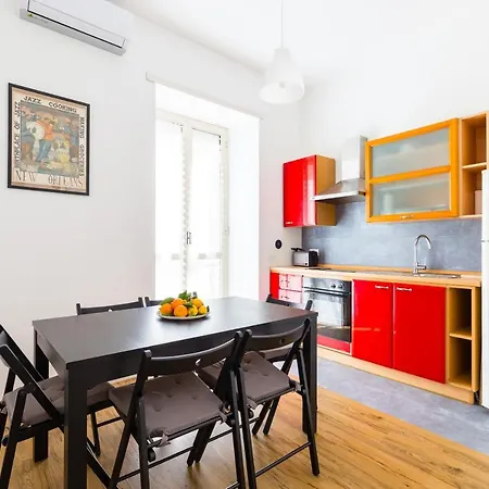 Barrio 133 - Double Bedroom In Center By Napoliapartments Apartment *