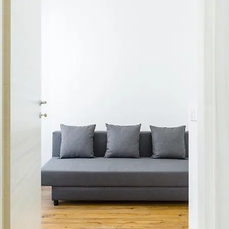 Barrio 133 - Double Bedroom In Center By Napoliapartments Apartment
