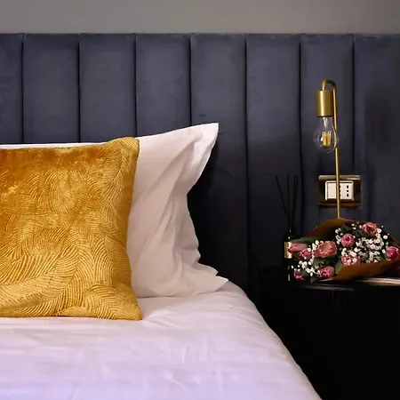 Quatrum - Guest house Naples