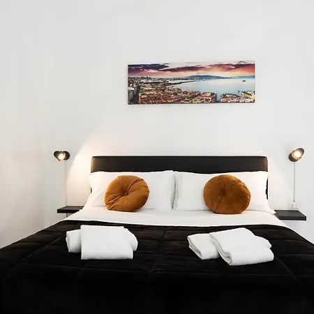 San Felice Palace 2* Neapel