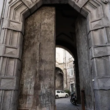 Ferdinando Sanfelice Centro Storico Bed & Breakfast Napoli