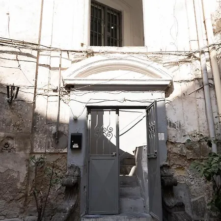 Ferdinando Sanfelice Centro Storico Bed & Breakfast Napoli