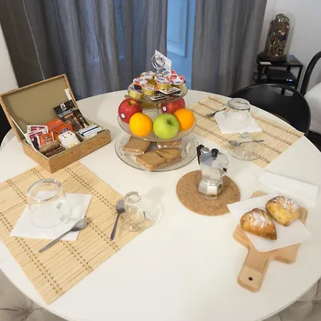 Residenza Sforza 2 * Naples