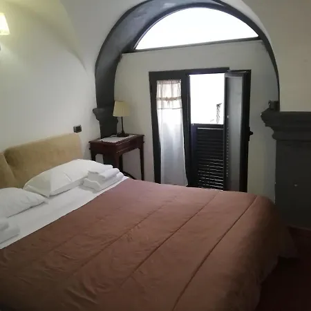 Napule * Naples