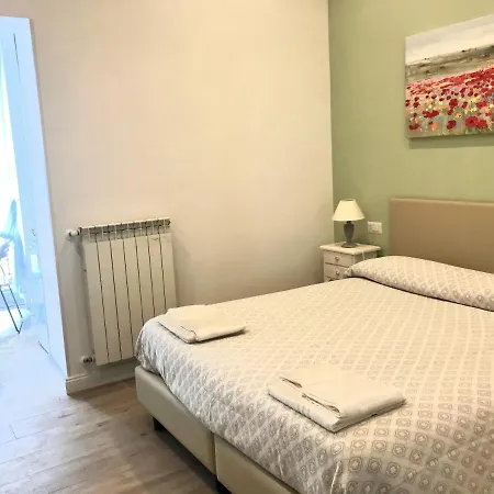 Agora Bed & Breakfast Naples