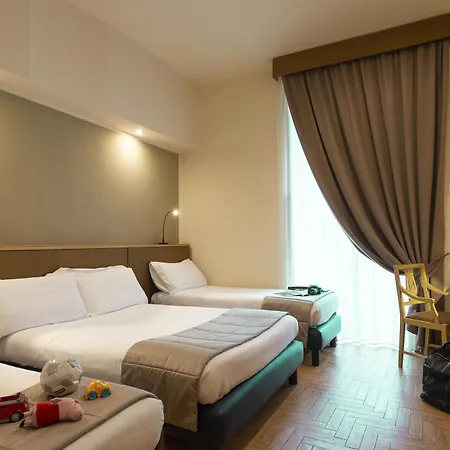 Ξενοδοχείο Grand Europa & Restaurant Νάπολη