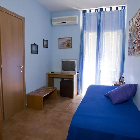 Cineholiday Hotel