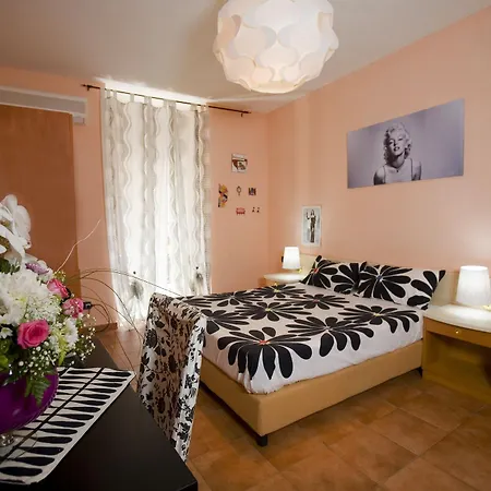Hotel Cineholiday Napoli